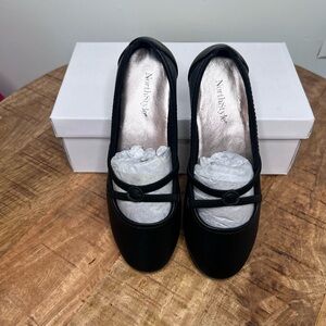NorthStyle Black Flats Mary Jane’s Us 6, EU 36